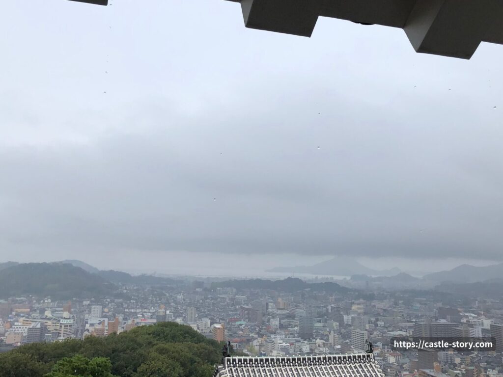 松山城の天守から