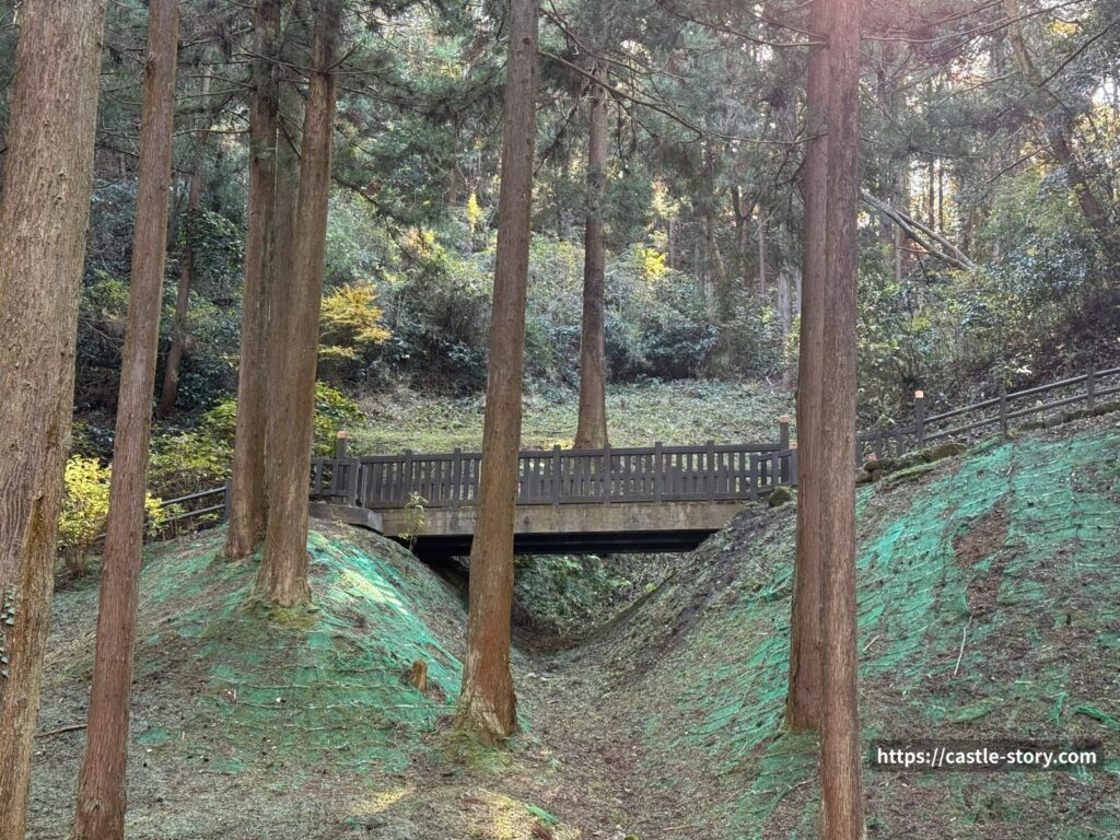 大手門跡付近の橋