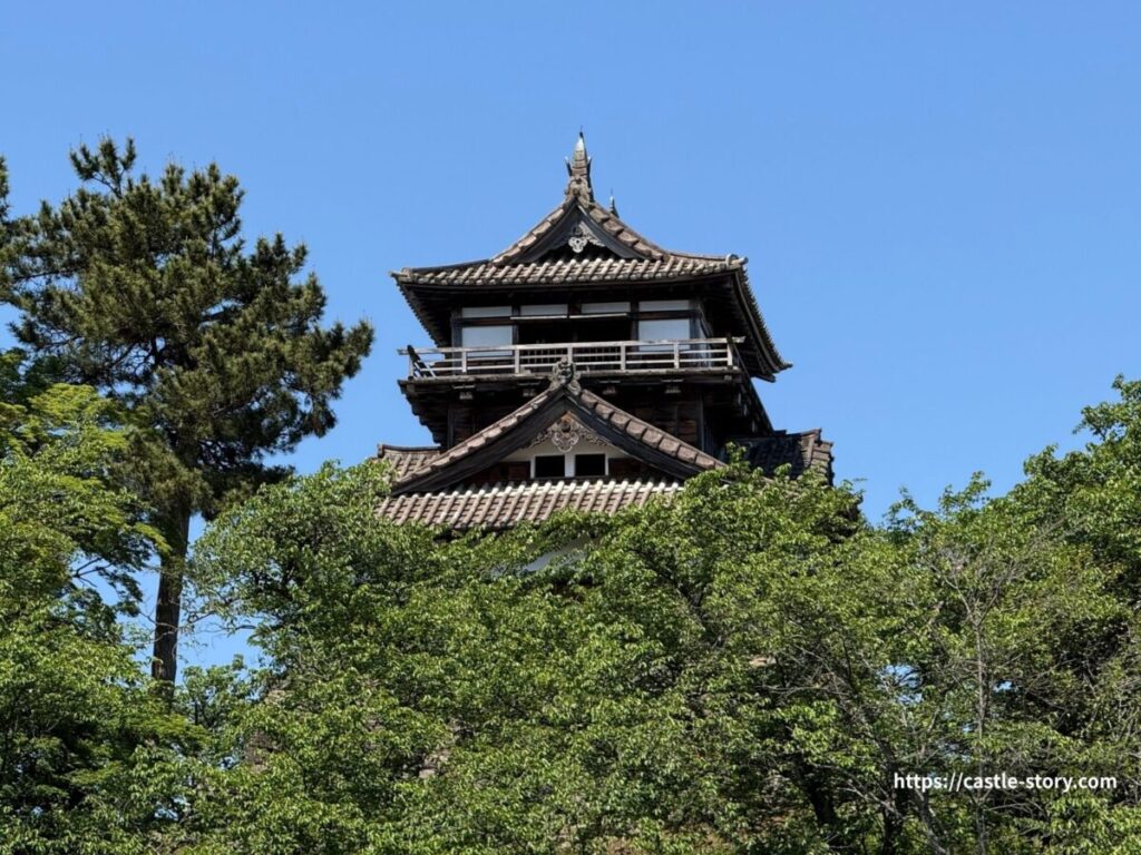 丸岡城の天守