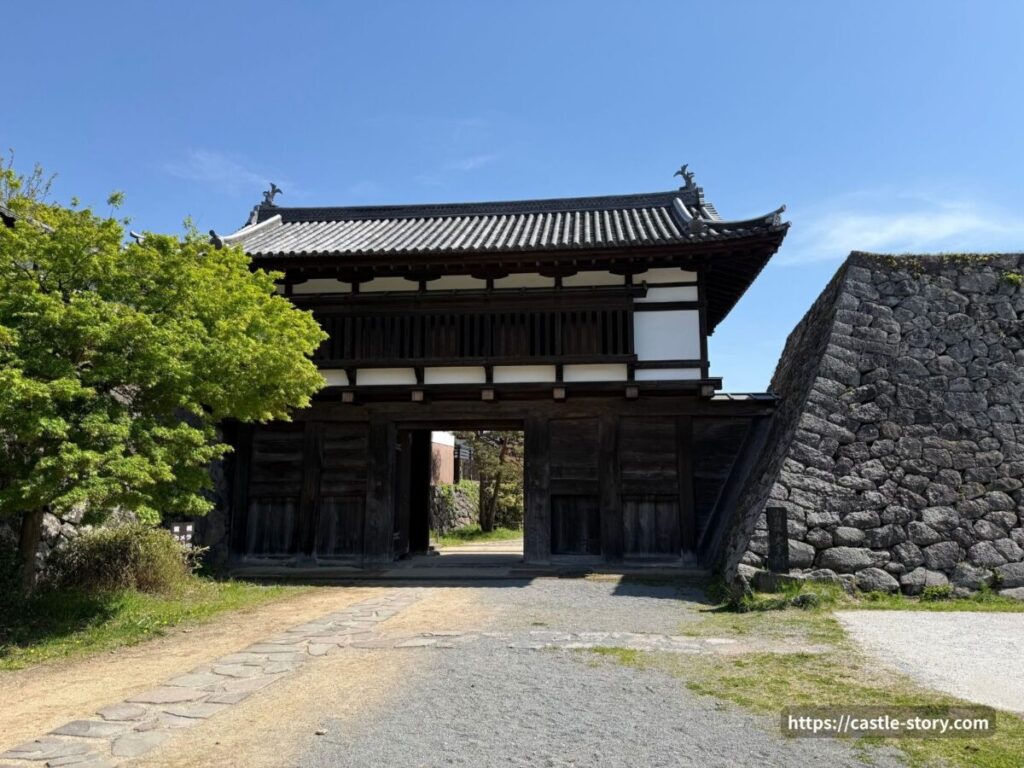 小諸城の大手門