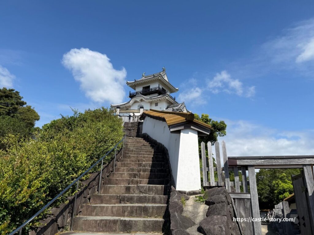 天守閣までの階段