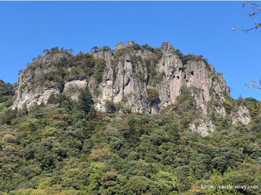 岩櫃山