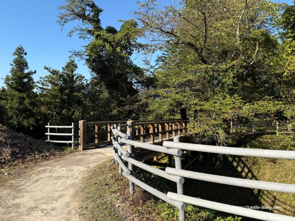 二郭の本郭の土橋